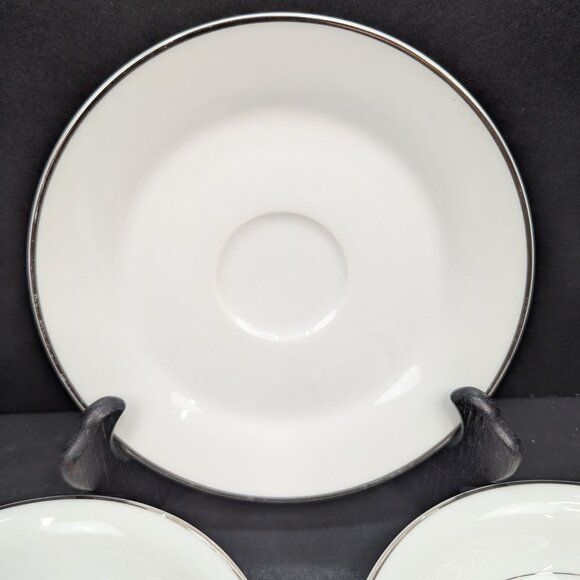 Mikasa Fine China Porcelain Westminster 5832 Replacement 1 Saucer 3 Dessert Bowl - Picture 2 of 9